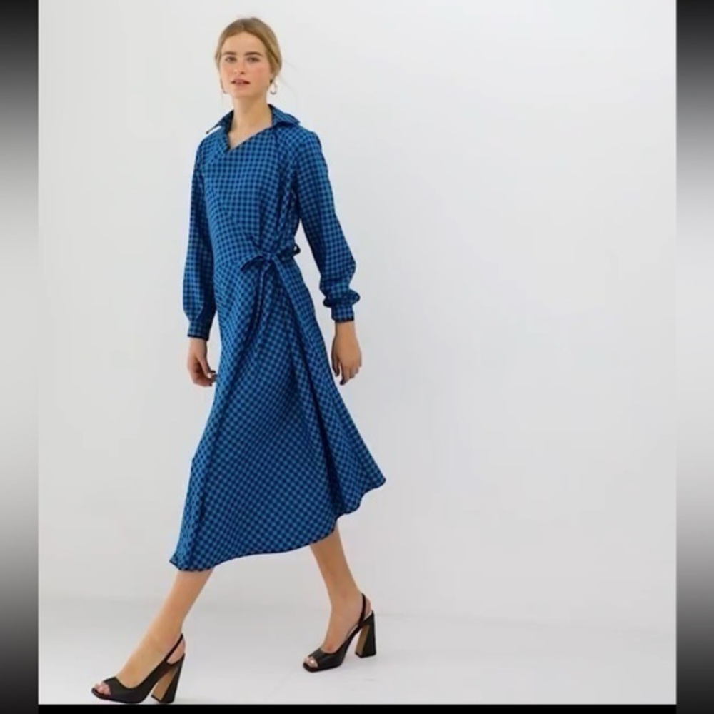 Elegant Blue Checkered Dress